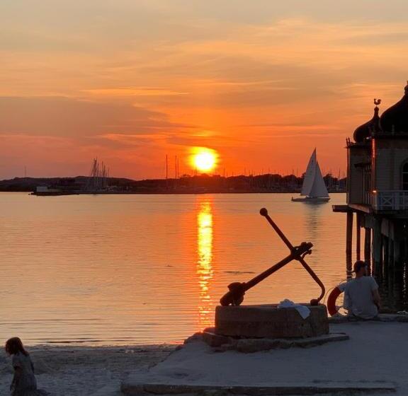 הוסטל Fästningens