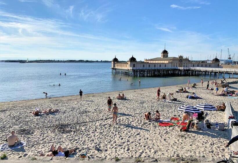 הוסטל Fästningens