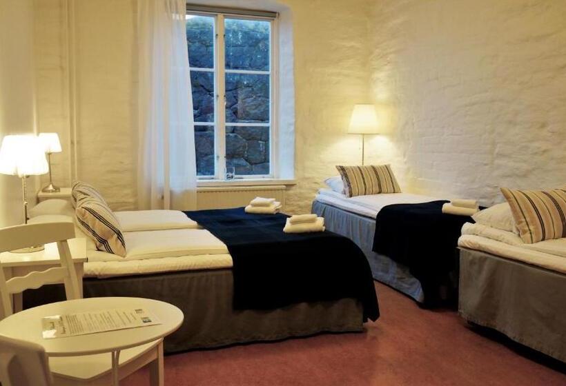 הוסטל Fästningens