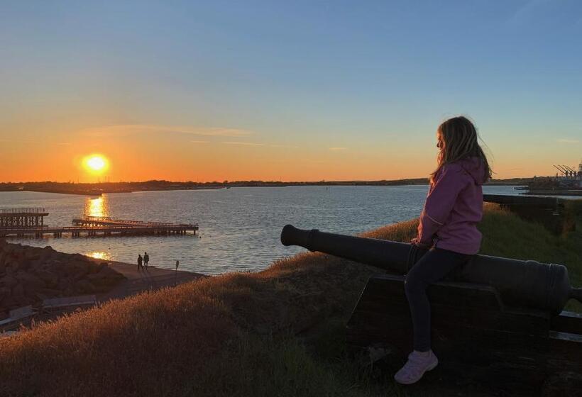 הוסטל Fästningens