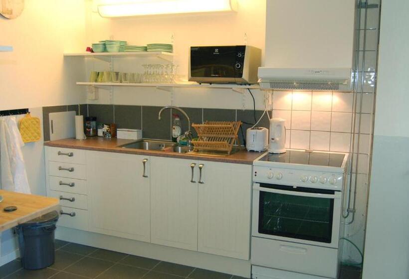 הוסטל Golden Spa Hotell