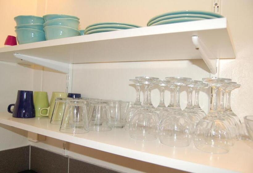 הוסטל Golden Spa Hotell