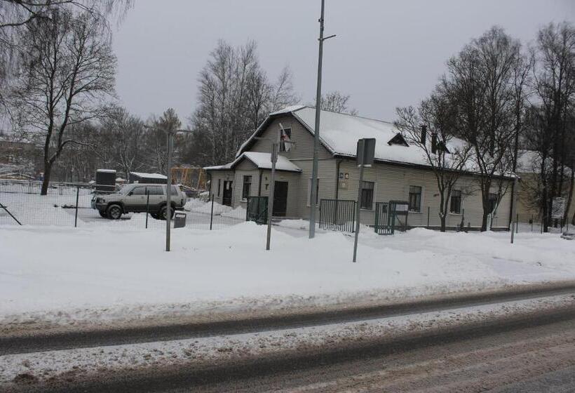 هاستل Latvijas Sarkanā Krusta Viesnīca