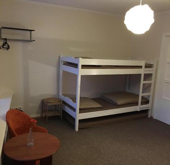 הוסטל Mikalo House