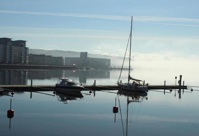 הוסטל örnsköldsviks Gästhamn