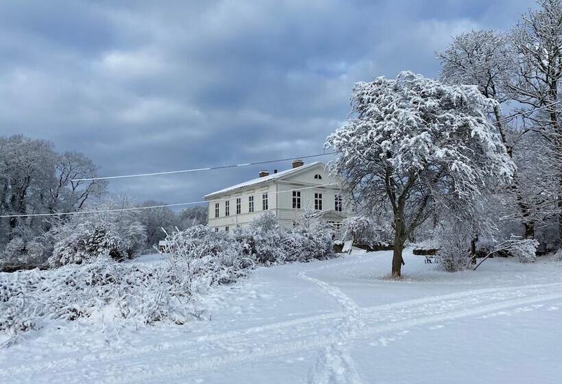 Bed and Breakfast Amiralsgården Werstorp