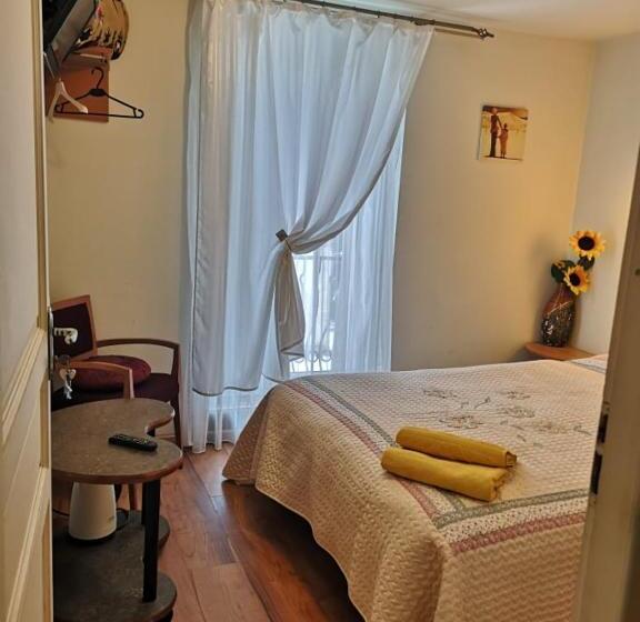 تختخواب و صبحانه Aroma Skuodiškio Užeiga