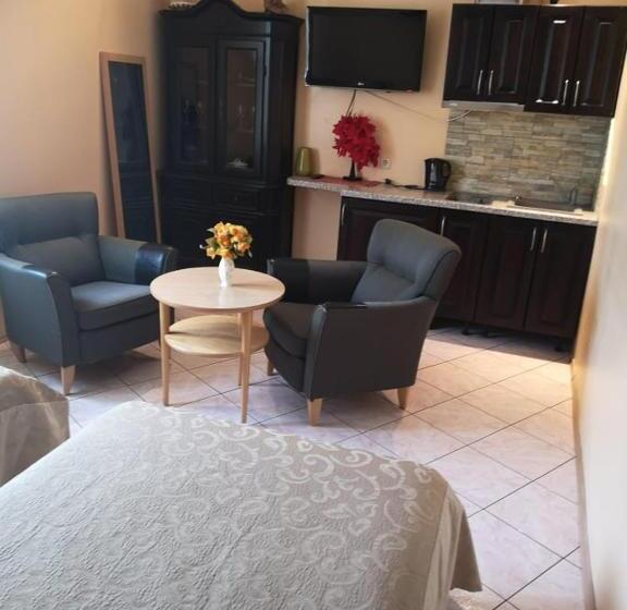 تختخواب و صبحانه Aroma Skuodiškio Užeiga