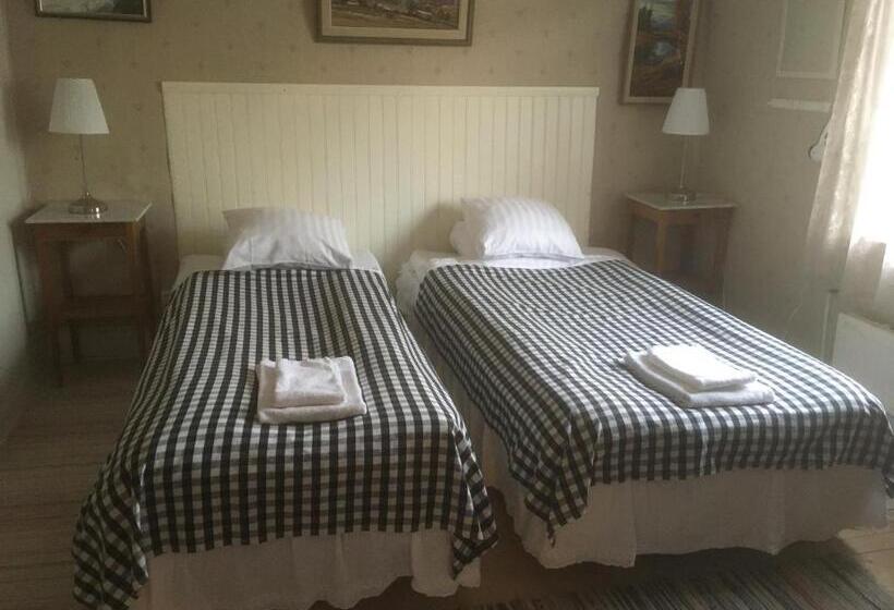 Bed and Breakfast Brunnsta Gård