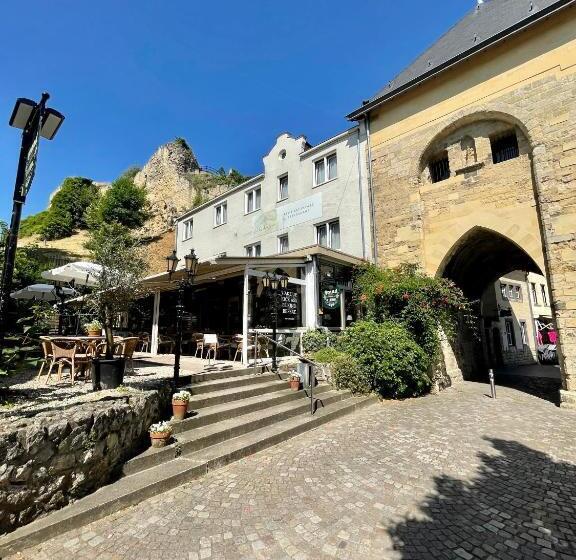 تختخواب و صبحانه De La Ruïne