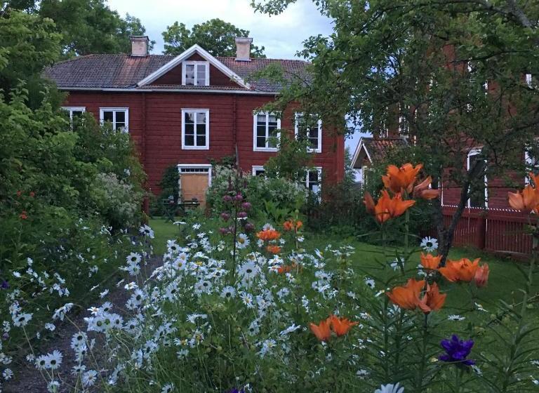Bed and Breakfast Hälsingegården Erik Anders