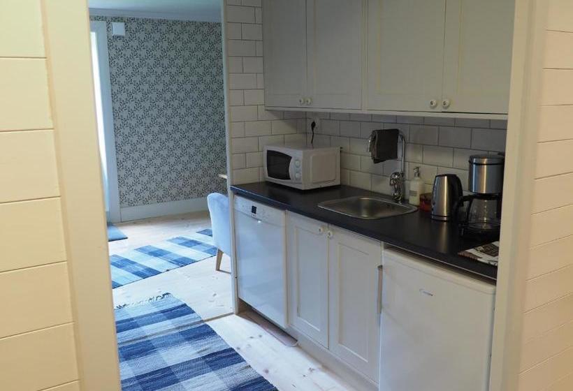 Bed and Breakfast Hälsingegården Erik Anders