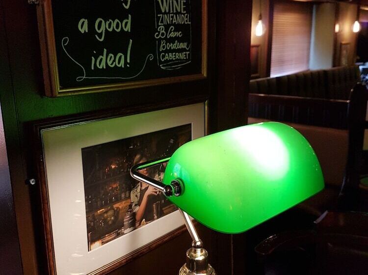 住宿加早餐  L Kong Christian