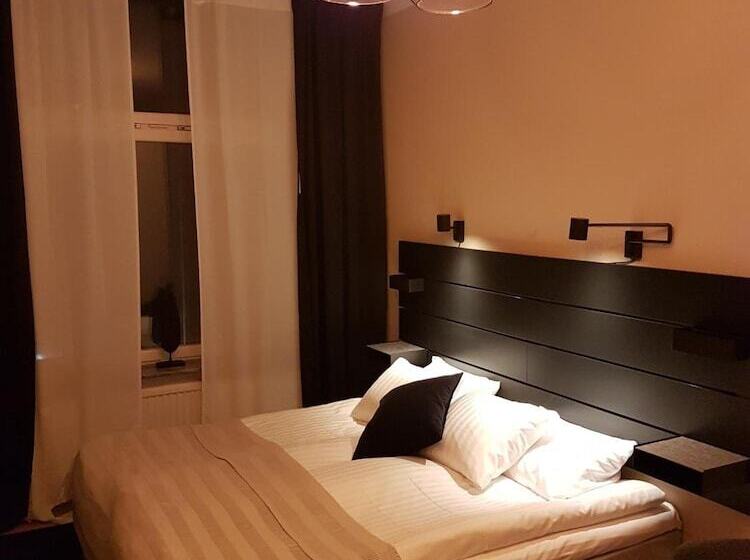 住宿加早餐  L Kong Christian