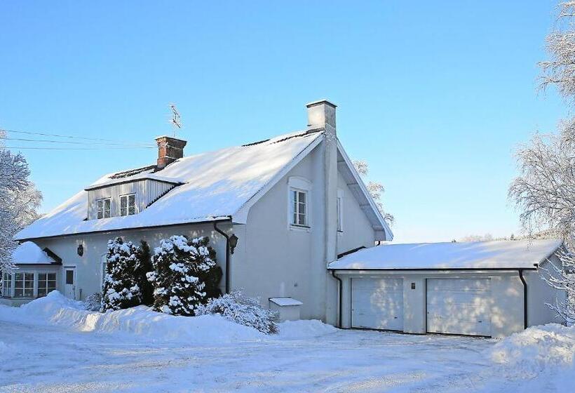 민박 Olsbacka Gård