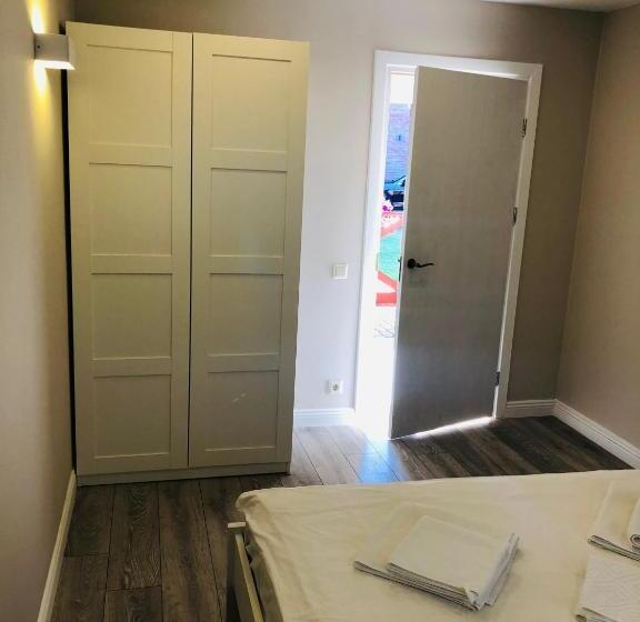 تختخواب و صبحانه Ošupio Tako Apartamentai