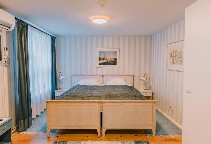 تختخواب و صبحانه Tampere Maja