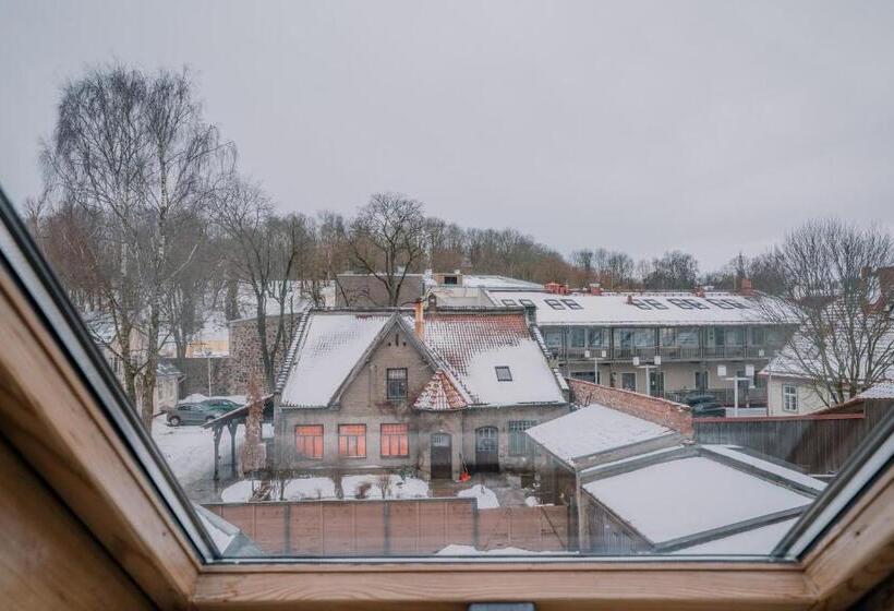 تختخواب و صبحانه Tampere Maja
