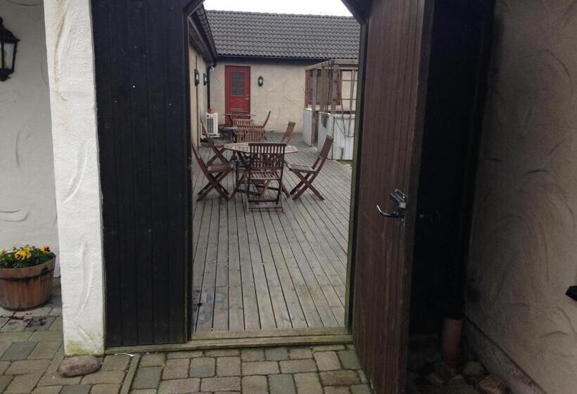 住宿加早餐  Vita Stenen Rum Och Restaurang