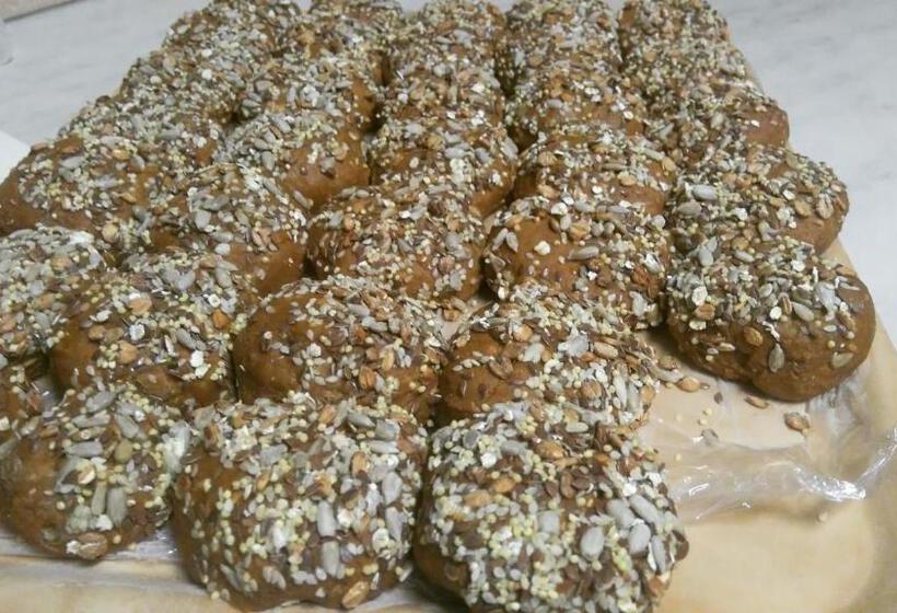 住宿加早餐  Vita Stenen Rum Och Restaurang