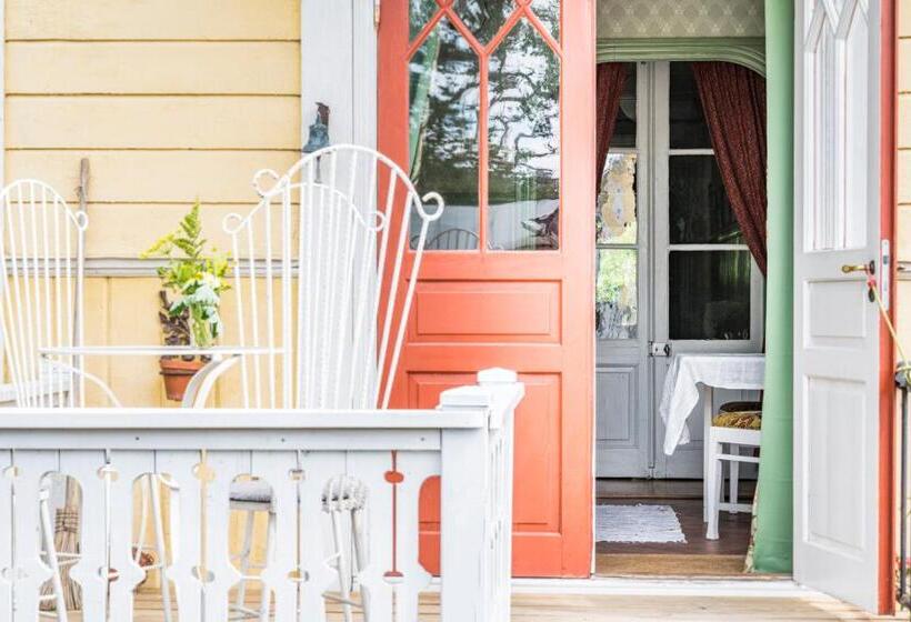 Boråkra Bed & Breakfast