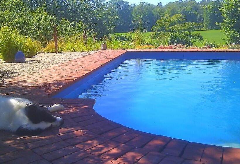 Boråkra Bed & Breakfast