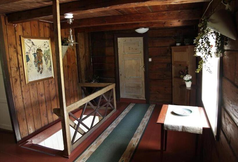 Brekke Gard Hostel