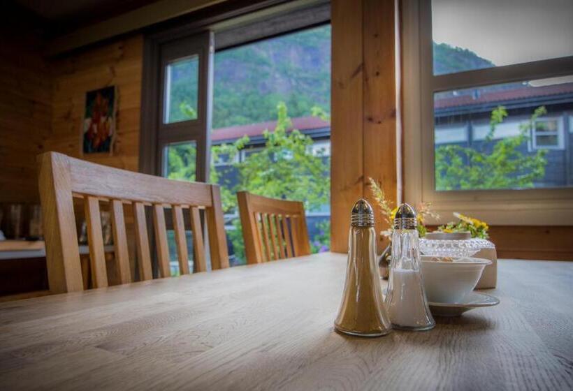 Gaupnetunet Hotell Og Hytter