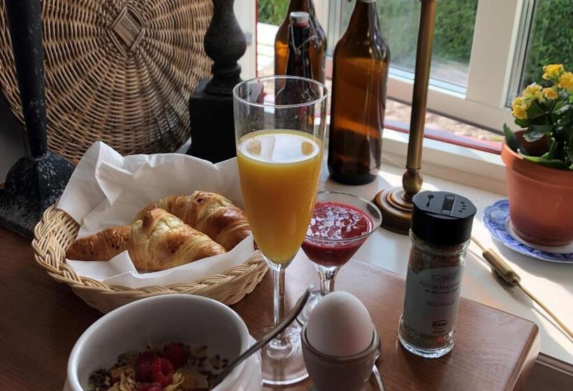 Glimminge Bed & Breakfast