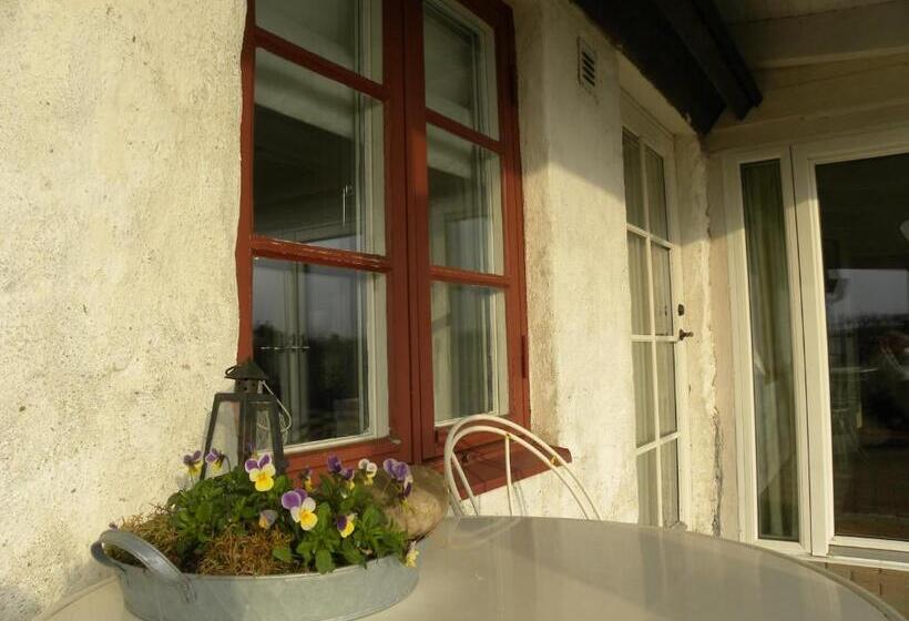 Glimminge Bed & Breakfast