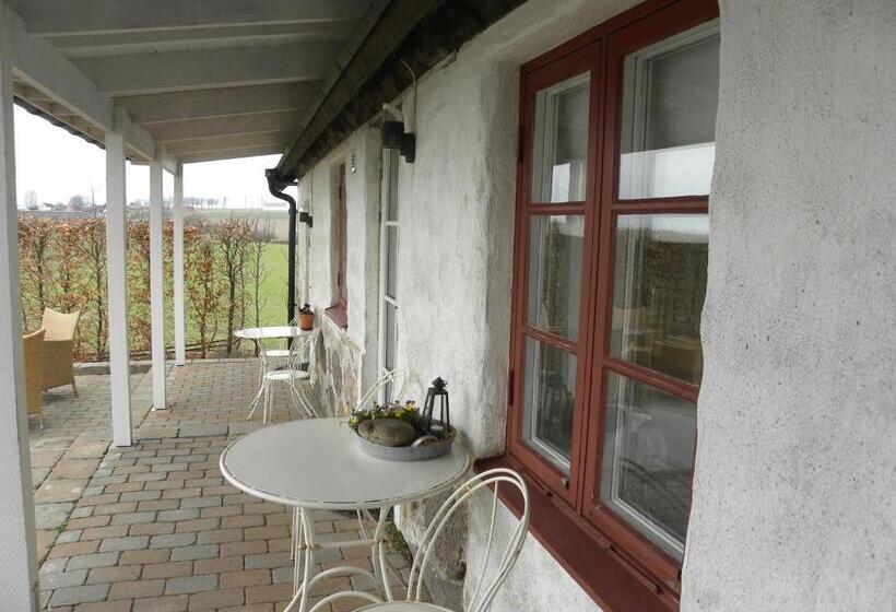 Glimminge Bed & Breakfast