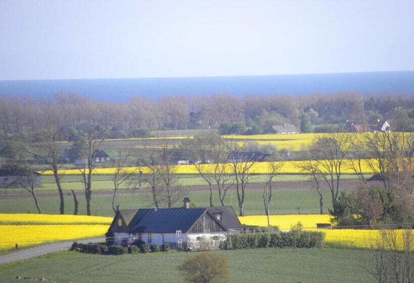 Glimminge Bed & Breakfast