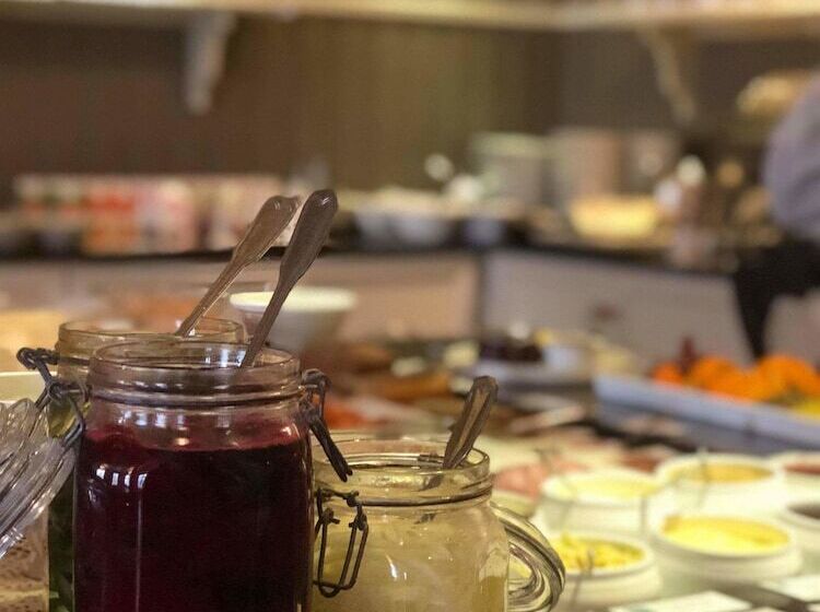 Gloppen Hotell   By Classic Norway Hotels