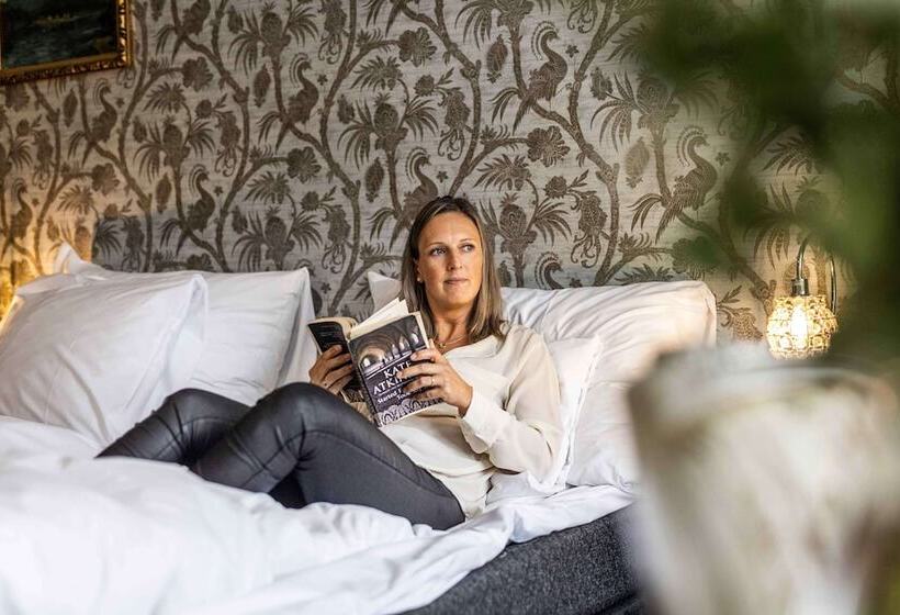 Gloppen Hotell   By Classic Norway Hotels