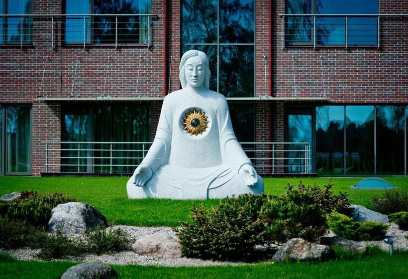 Harmony Park Hotel & Spa