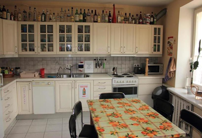 הוסטל Mikalo House