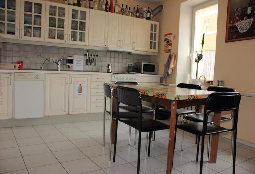 הוסטל Mikalo House