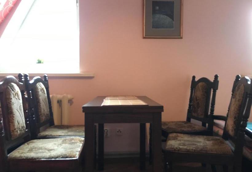 הוסטל Mikalo House