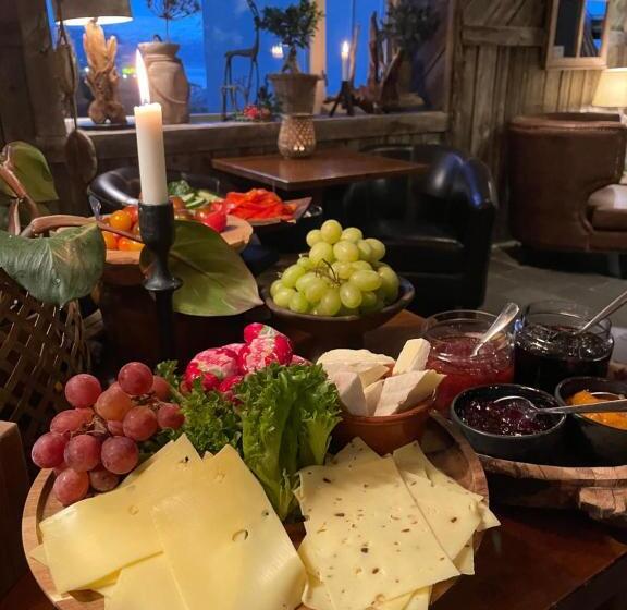 호텔 Altafjord Gjestegaard