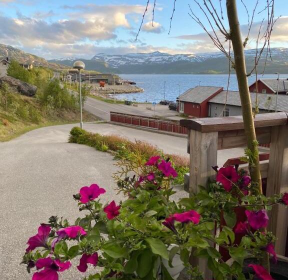 호텔 Altafjord Gjestegaard