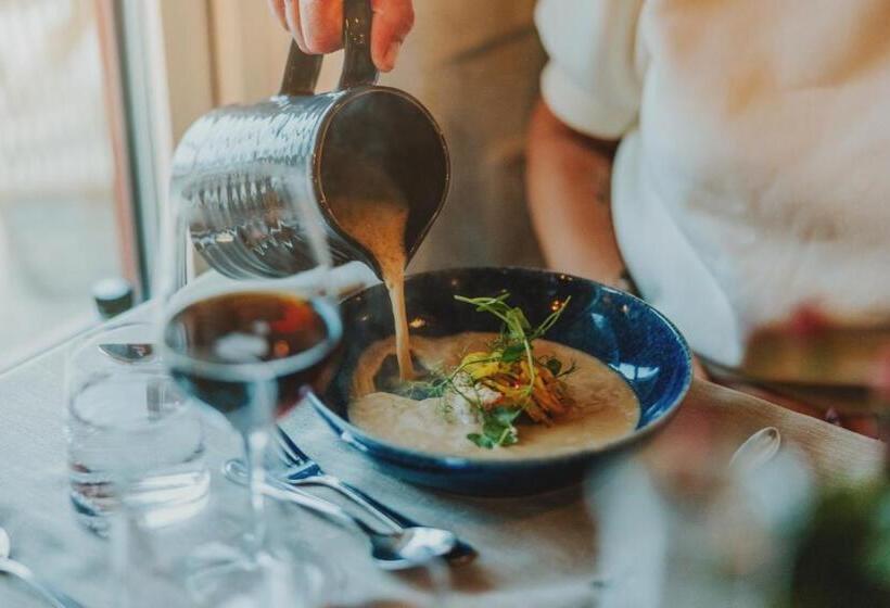 Bjäre Golfklubb Hotel & Lodge