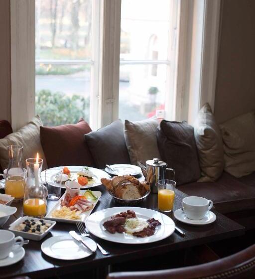 ホテル Camillas Hus