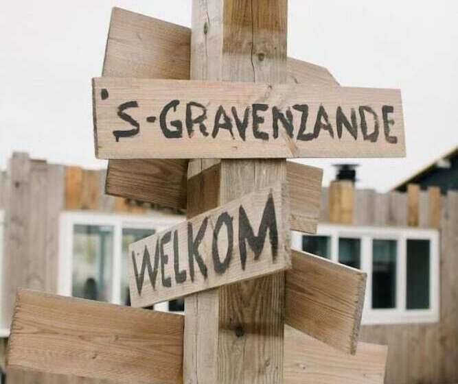 בית מלון כפרי De Gravin