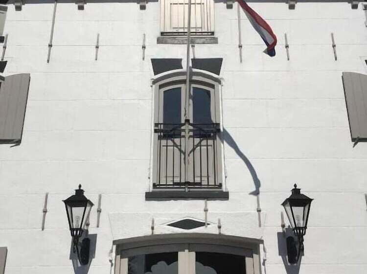 בית מלון כפרי De Gravin