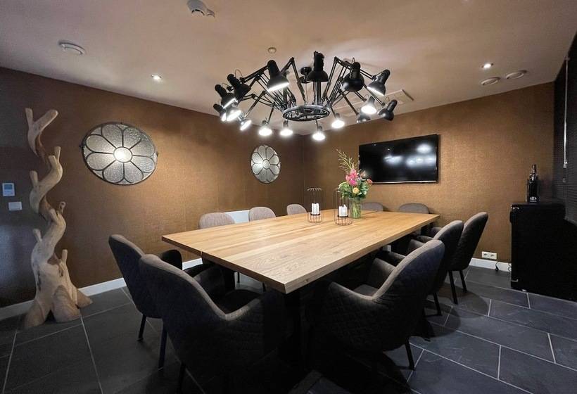 בית מלון כפרי De Gravin