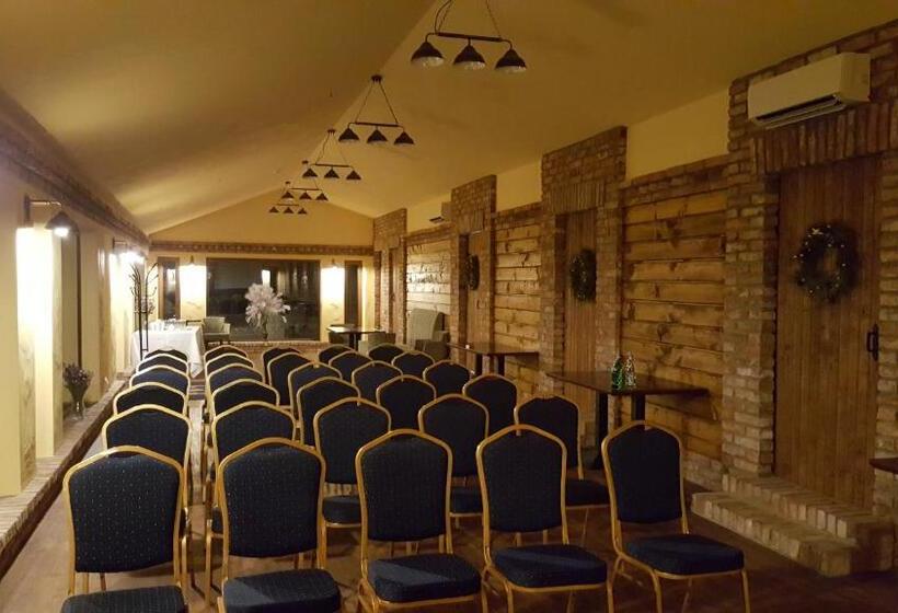 هتل Dzūkijos Dvaras