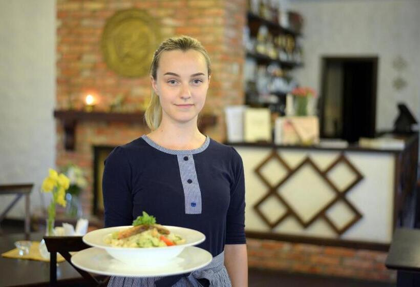 هتل Dzūkijos Dvaras