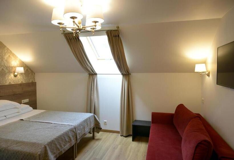 هتل Dzūkijos Dvaras