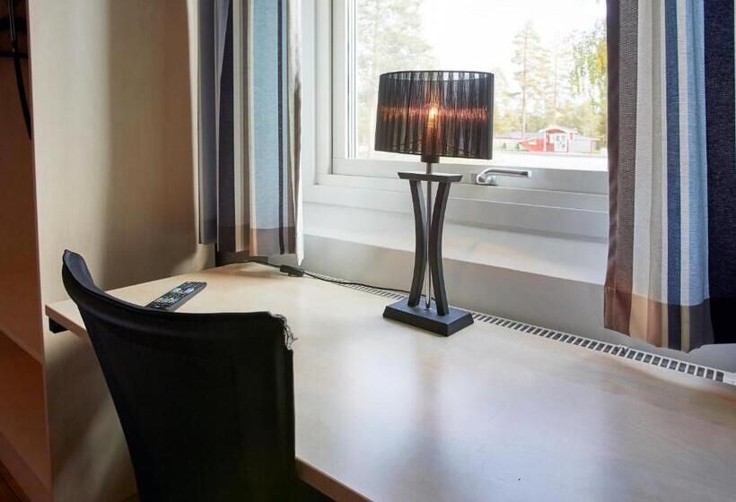 בית מלון כפרי First Camp Ansia   Lycksele