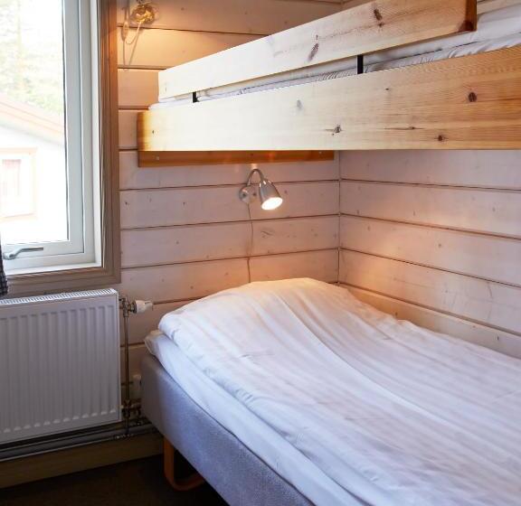 בית מלון כפרי First Camp Ansia   Lycksele